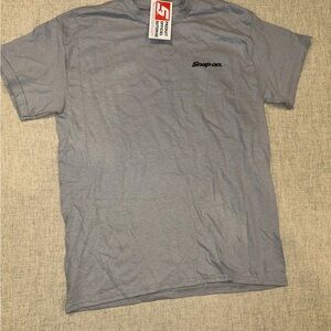 Snap Classic Gray Short Sleeve Tee